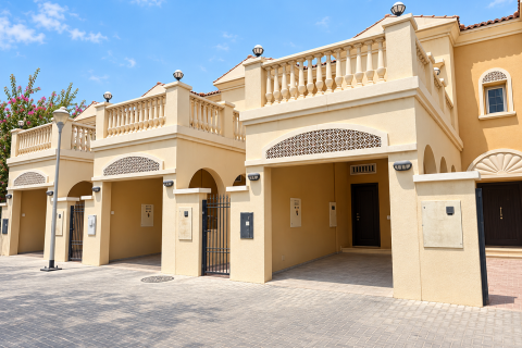 Townhouse in Jumeirah Village Triangle, Dubai 2 bedrooms, 180.05 sq.m. № 142141 - photo 15