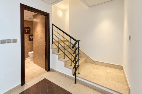 Townhouse in Jumeirah Village Triangle, Dubai 2 bedrooms, 180.05 sq.m. № 142141 - photo 8