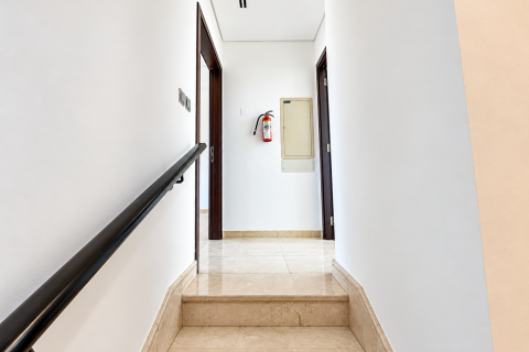 Townhouse in Jumeirah Village Triangle, Dubai 2 bedrooms, 180.05 sq.m. № 142141 - photo 9