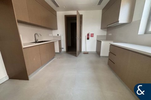 Снять в аренду виллу в Al Furjan, Дубай: 4 спальни, 618м², № 76335 - фото 5