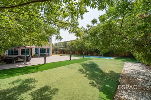 Купить склад в Jumeirah Village Triangle, Дубай: 2 спальни, 251м², № 61771 - фото 12