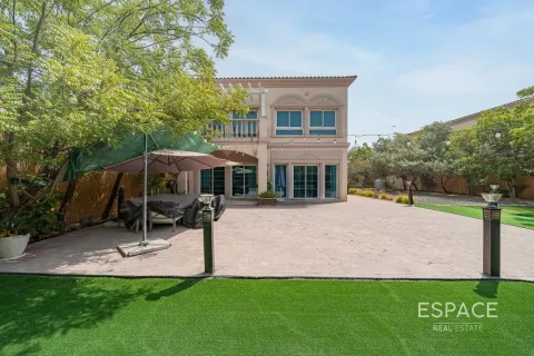 Купить склад в Jumeirah Village Triangle, Дубай: 2 спальни, 251м², № 61771 - фото 13