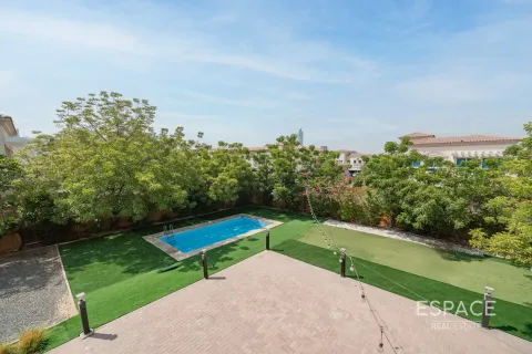 Купить склад в Jumeirah Village Triangle, Дубай: 2 спальни, 251м², № 61771 - фото 15