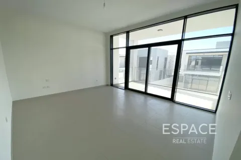 Villa en Murooj Al Furjan, Al Furjan, Dubai, 4 dormitorios, 331 m², № 61947 - foto 11