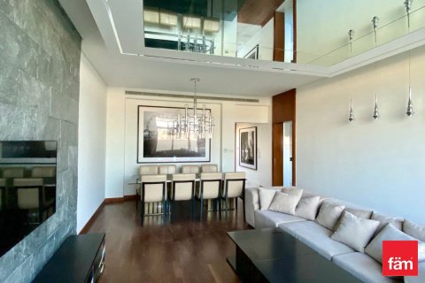 Villa à Dubai, 5 chambres, 420.5 m², № 49345 - photo 4