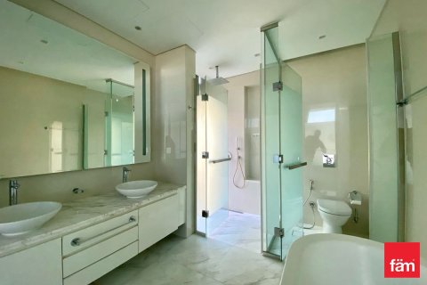 Villa à Dubai, 5 chambres, 420.5 m², № 49345 - photo 13
