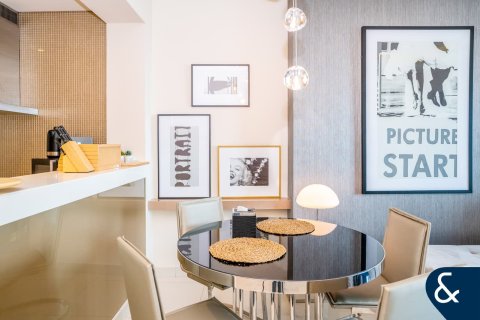 Apartamento en DAMAC Towers by Paramount, Business Bay, Dubai, 1 dormitorio, 87 m², № 75481 - foto 2