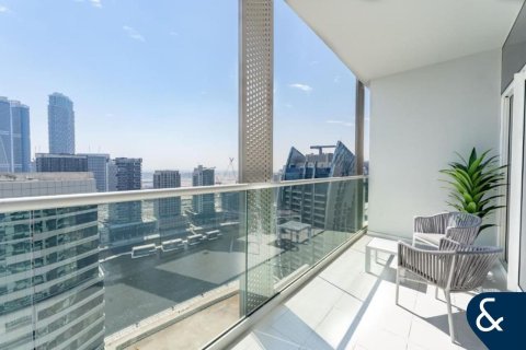 Apartment in Business Bay, Dubai 1 bedroom, 44 sq.m. № 75478 - photo 2