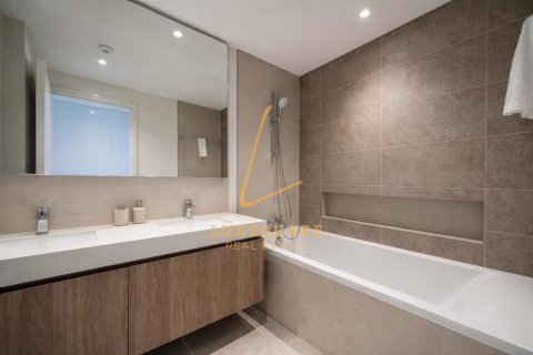 Снять в аренду квартиру в Zabeel, Дубай: 2 спальни, 108м², № 91125 - фото 3