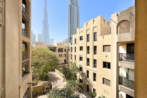 Appartement à Old Town, Dubai, 2 chambres, 112 m², № 91135
