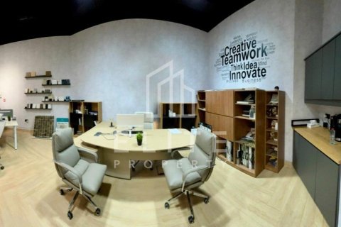 Oficina en Dubai, 97 m², № 46662 - foto 2