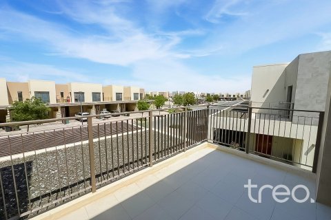 Townhouse in Dubai 4 bedrooms, 215.26 sq.m. № 124810 - photo 16