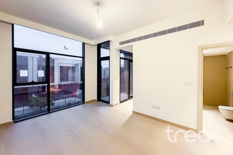 Villa en Mudon, Dubai, 3 dormitorios, 218.41 m², № 124805 - foto 7
