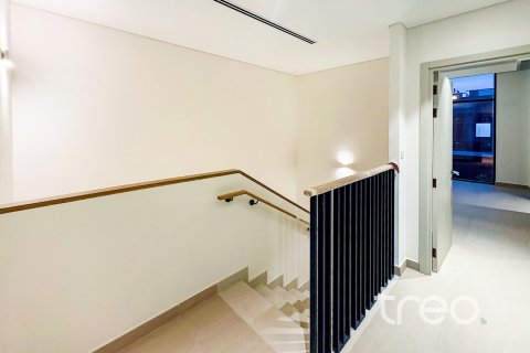 Villa en Mudon, Dubai, 3 dormitorios, 218.41 m², № 124805 - foto 13