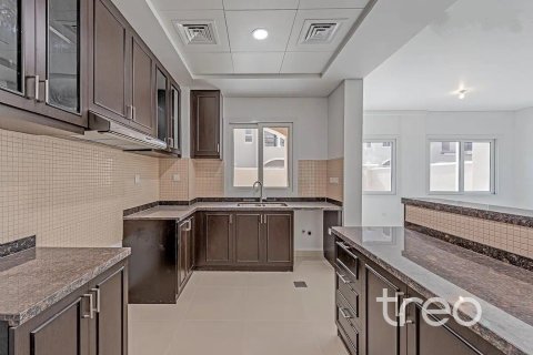 Townhouse in Casa Viva, Serena, Dubai 3 bedrooms, 211.08 sq.m. № 124809 - photo 5