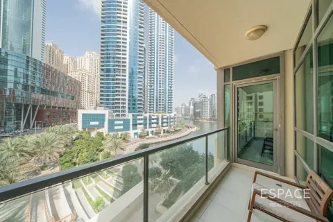 Apartment in Dubai Marina, Dubai 2 bedrooms, 142 sq.m. № 122948