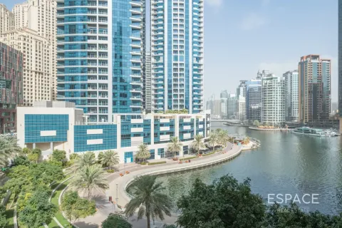 Apartment in Dubai Marina, Dubai 2 bedrooms, 142 sq.m. № 122948 - photo 2
