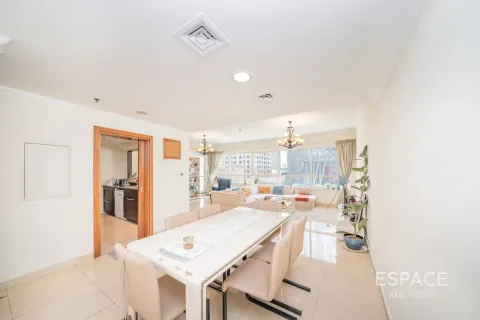 Apartment in Dubai Marina, Dubai 2 bedrooms, 142 sq.m. № 122948 - photo 6
