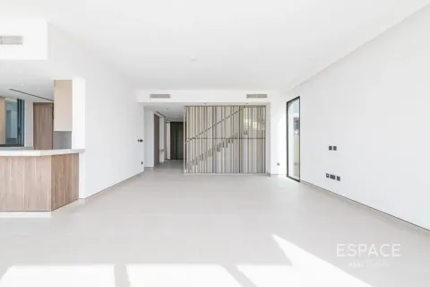 Villa in Tilal Al Ghaf, Dubai 4 bedrooms, 529 sq.m. № 122951 - photo 5