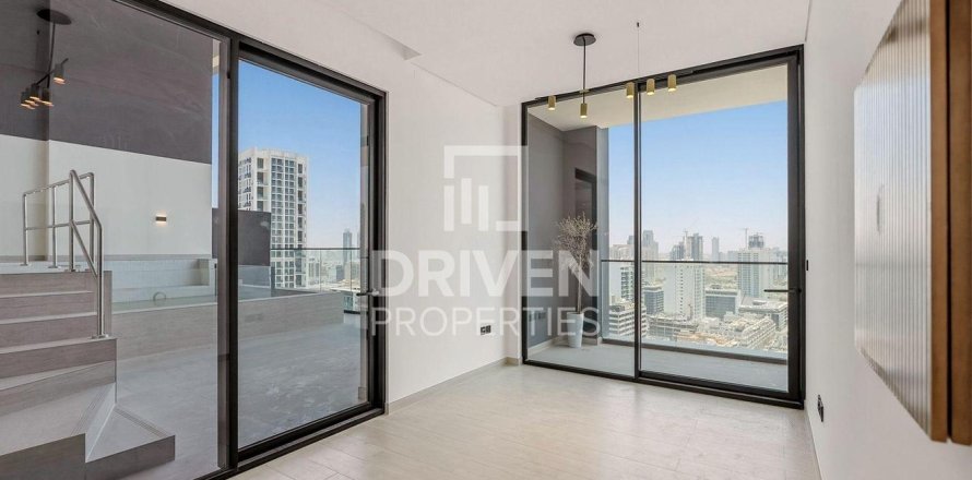 Apartment in District 15, Jumeirah Village Circle, Dubai 2 bedrooms, 142.79 sq.m. № 129418