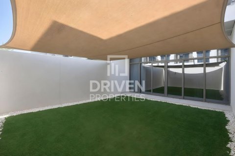 Townhouse in Mohammed Bin Rashid City, Dubai 3 bedrooms, 156.73 sq.m. № 136166 - photo 15