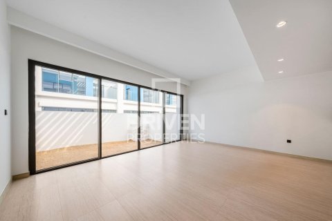 Maison de ville à Damac Lagoons, Dubai, 4 chambres, 144 m², № 136170