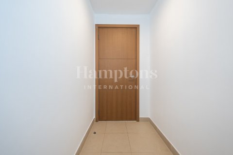 Apartment in The Hills A, The Hills, Dubai 2 bedrooms, 133.78961030 sq.m. № 89035 - photo 2