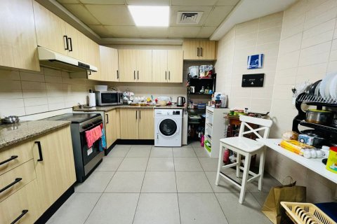 Купить квартиру в Джумейра Лейк Тауэрс, Дубай: 3 спальни, 181.6м², № 50328 - фото 10