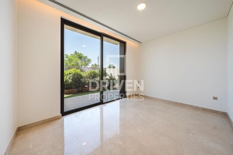 Villa in Dubai Hills Estate, Dubai 5 bedrooms, 875.52 sq.m. № 134433 - photo 17