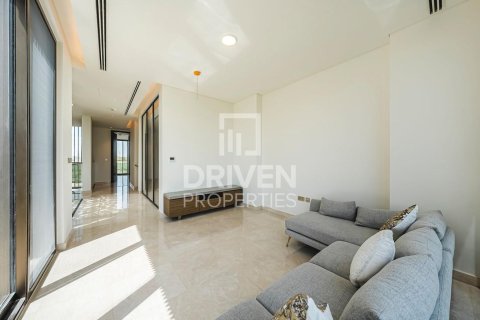 Villa in Dubai Hills Estate, Dubai 5 bedrooms, 875.52 sq.m. № 134433 - photo 12