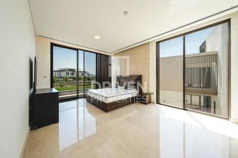 Villa in Dubai Hills Estate, Dubai 5 bedrooms, 875.52 sq.m. № 134433 - photo 8