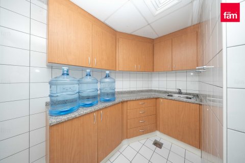 Office in Sheikh Zayed Road, Dubai 106.8 sq.m. № 85939 - photo 11