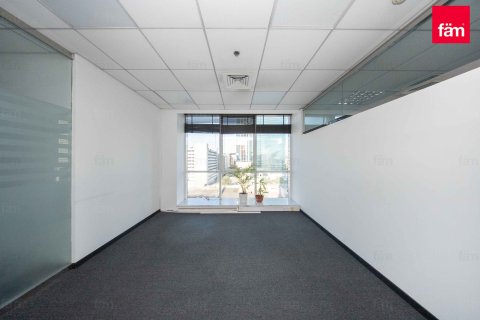 Office in Sheikh Zayed Road, Dubai 106.8 sq.m. № 85939 - photo 8