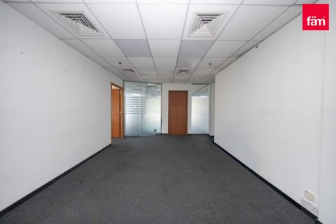 Office in Sheikh Zayed Road, Dubai 106.8 sq.m. № 85939 - photo 3