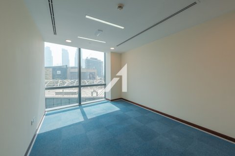 Bureau à Dubai, 591.2 m², № 69085 - photo 15