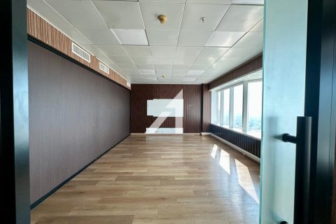 Oficina en Dubai, 186.1 m², № 69086 - foto 2