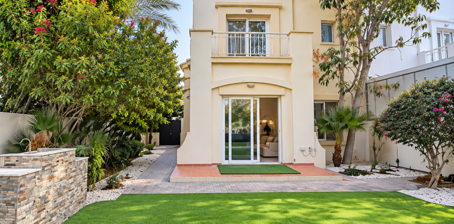 Villa à The Springs, Dubai, 3 chambres, 357.16 m², № 142149