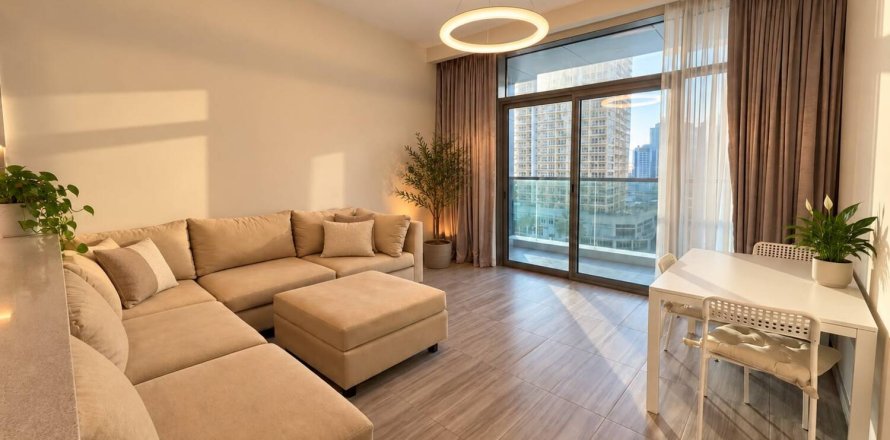 Apartment in Jumeirah Lake Towers, Dubai 1 bedroom, 69.77 sq.m. № 142153
