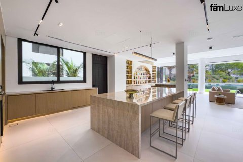 Villa à Dubai, 5 chambres, 802.9 m², № 69494 - photo 6