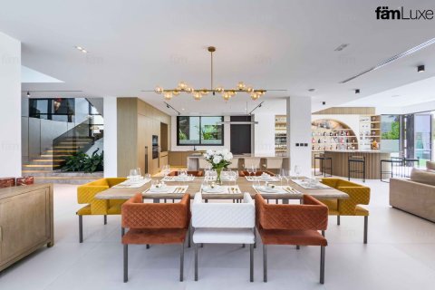 Villa à Dubai, 5 chambres, 802.9 m², № 69494 - photo 18