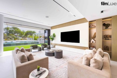 Villa à Dubai, 5 chambres, 802.9 m², № 69494 - photo 16