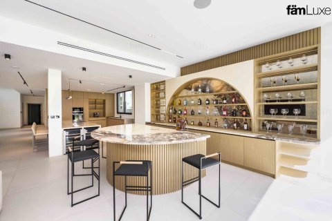 Villa à Dubai, 5 chambres, 802.9 m², № 69494 - photo 15