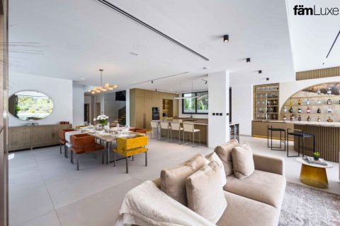 Villa à Dubai, 5 chambres, 802.9 m², № 69494 - photo 3