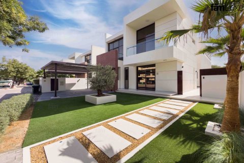 Villa à Dubai, 5 chambres, 802.9 m², № 69494 - photo 5