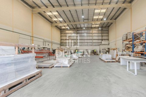 Warehouse in Jebel Ali, Dubai 2393.37 sq.m. № 130090 - photo 7
