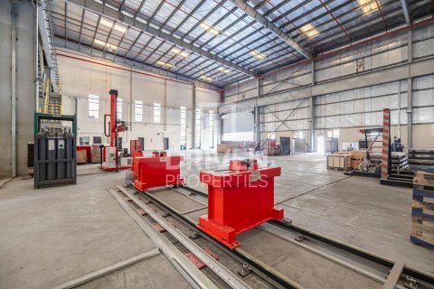 Warehouse in Jebel Ali, Dubai 4491.58 sq.m. № 130091 - photo 3
