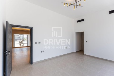 Villa in Al Furjan, Dubai 5 bedrooms, 599.97 sq.m. № 130083 - photo 9