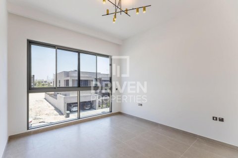 Villa in Al Furjan, Dubai 5 bedrooms, 599.97 sq.m. № 130083 - photo 3