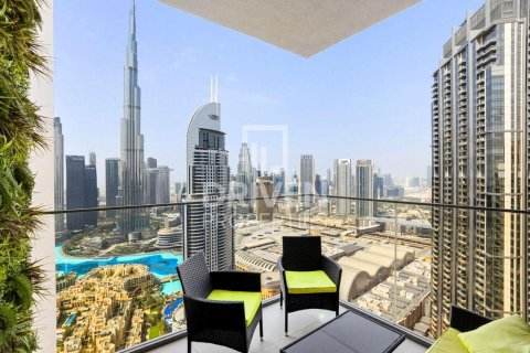 Apartamento en Burj Royale, Downtown Dubai (Downtown Burj Dubai), Dubai, 3 dormitorios, 122.35 m², № 130080 - foto 17