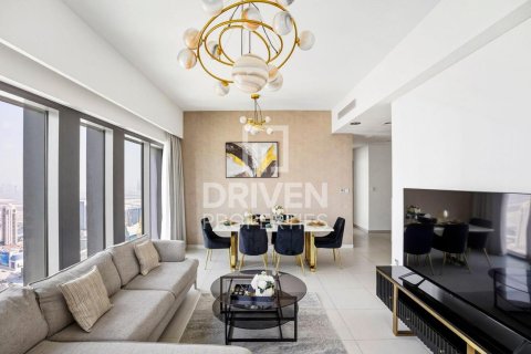 Apartamento en Burj Royale, Downtown Dubai (Downtown Burj Dubai), Dubai, 3 dormitorios, 122.35 m², № 130080